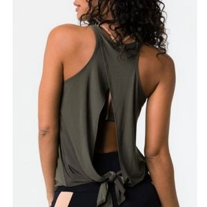 Onzie flow tie back tank